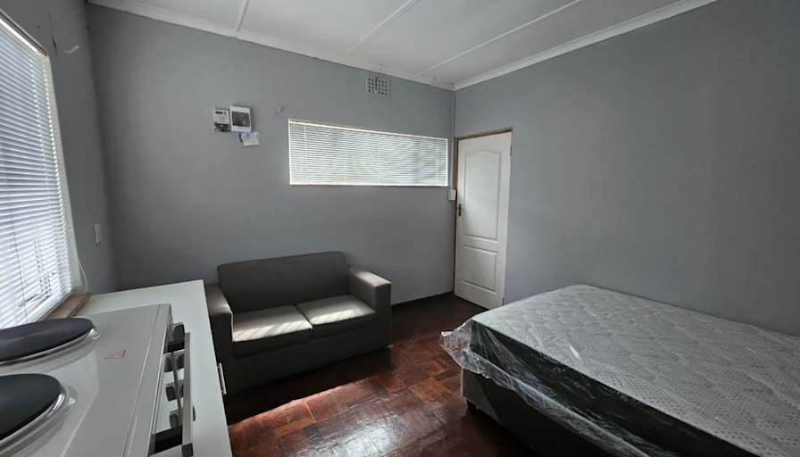 Donovan's room