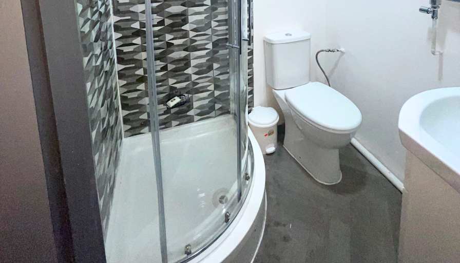 Upper Residence Property Ltd.'s room