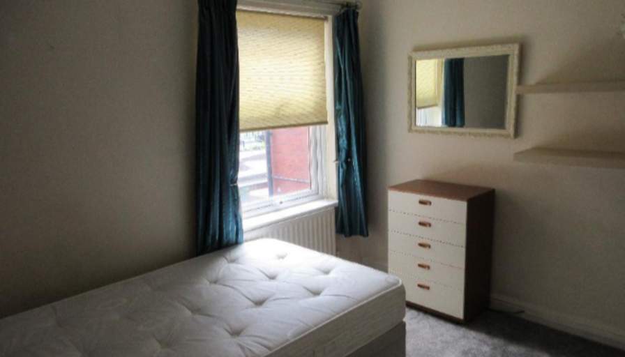 elizabeth murphy's room