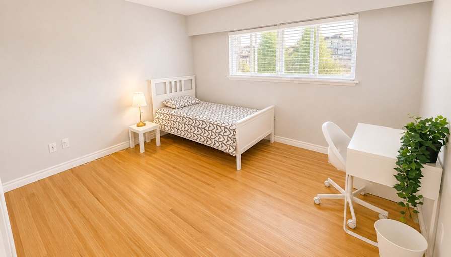 Shirin's room