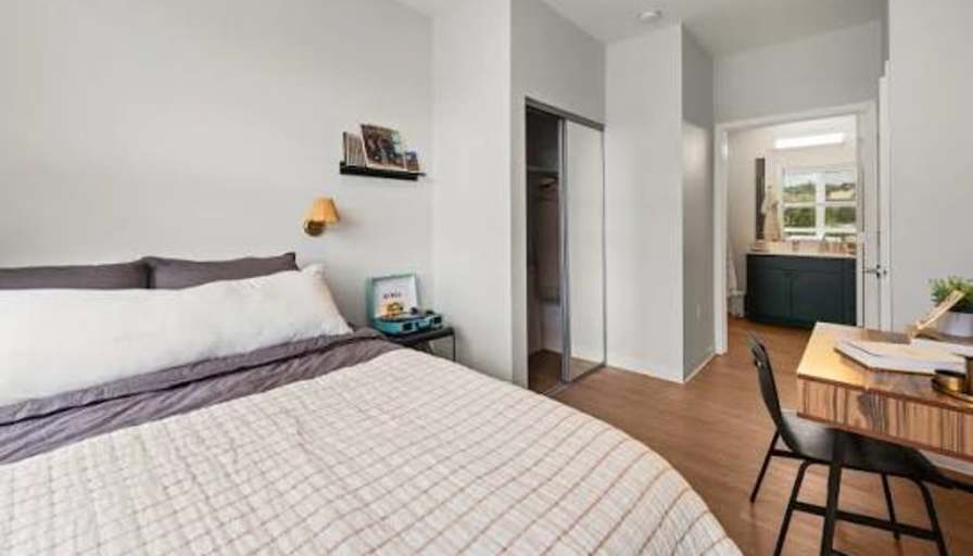 Oscar's room