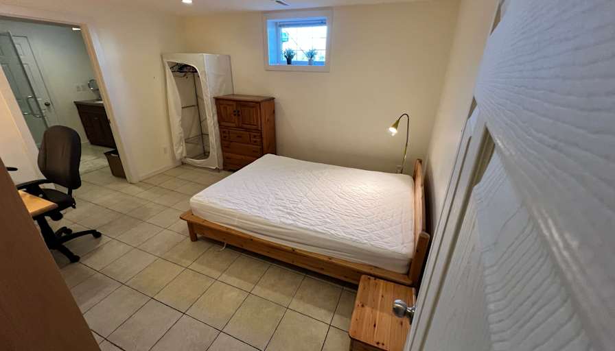 Samuel's room