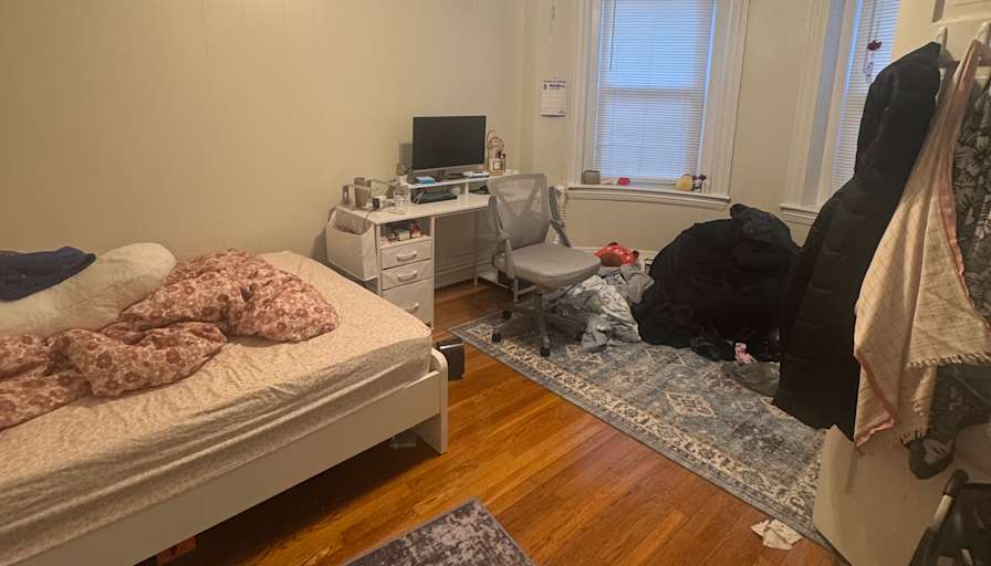 Kirti's room