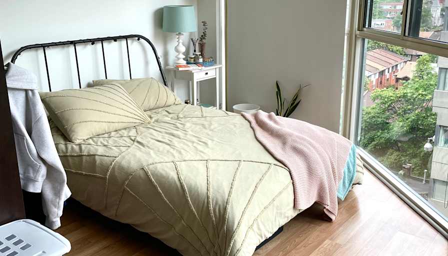 Hannah's room
