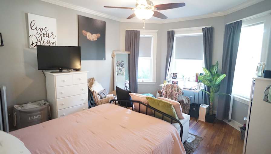 Steven's room