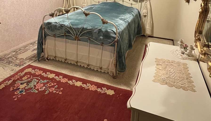 Estelle's room