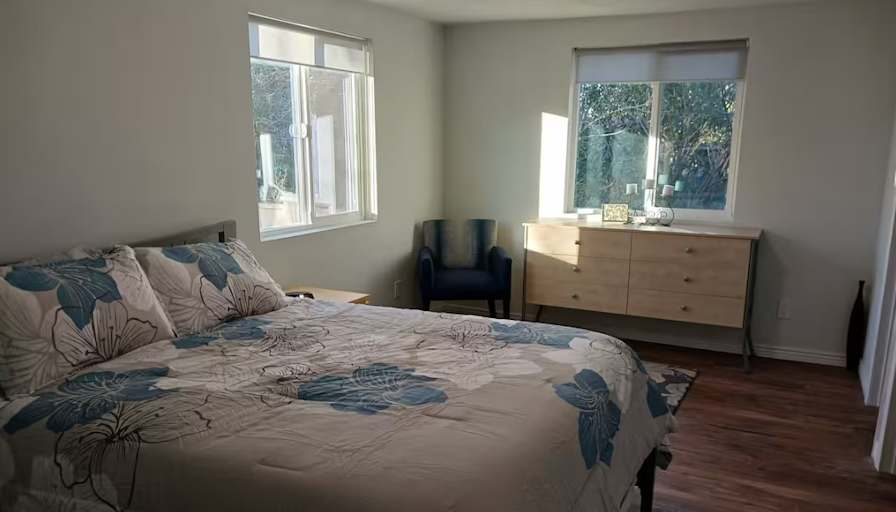 Lacey's room