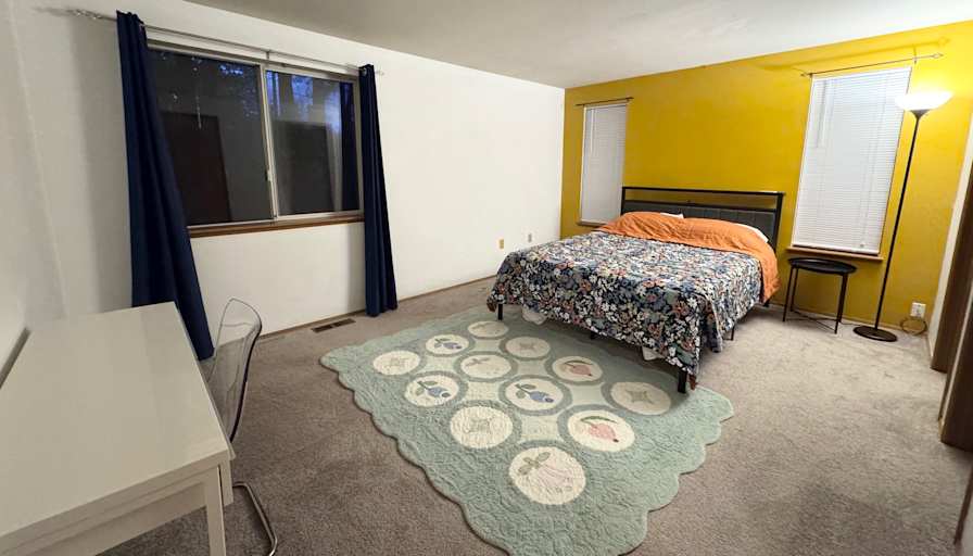 Jina's room