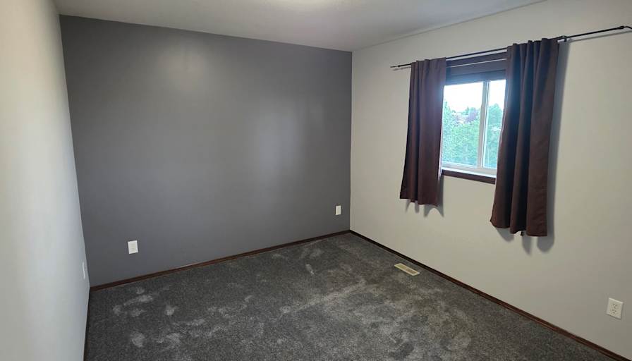 Simon's room