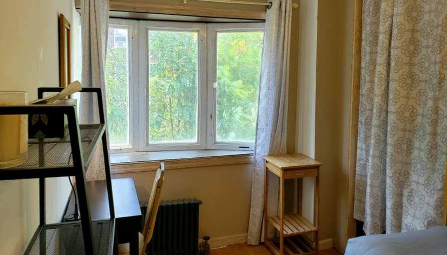 L's room