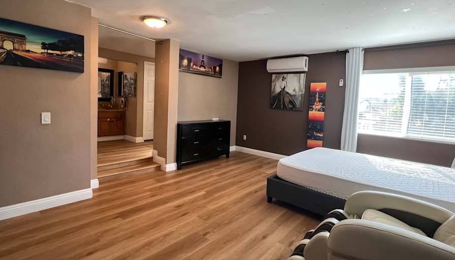 Faye's room