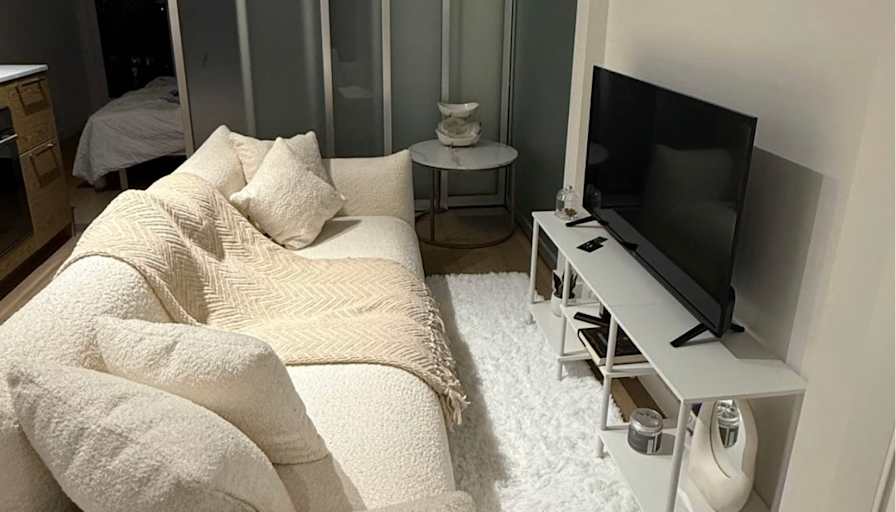 Muskan Arora's room