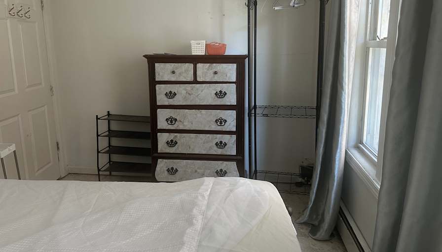 jennifer sylvestre's room