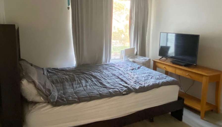 Erik's room