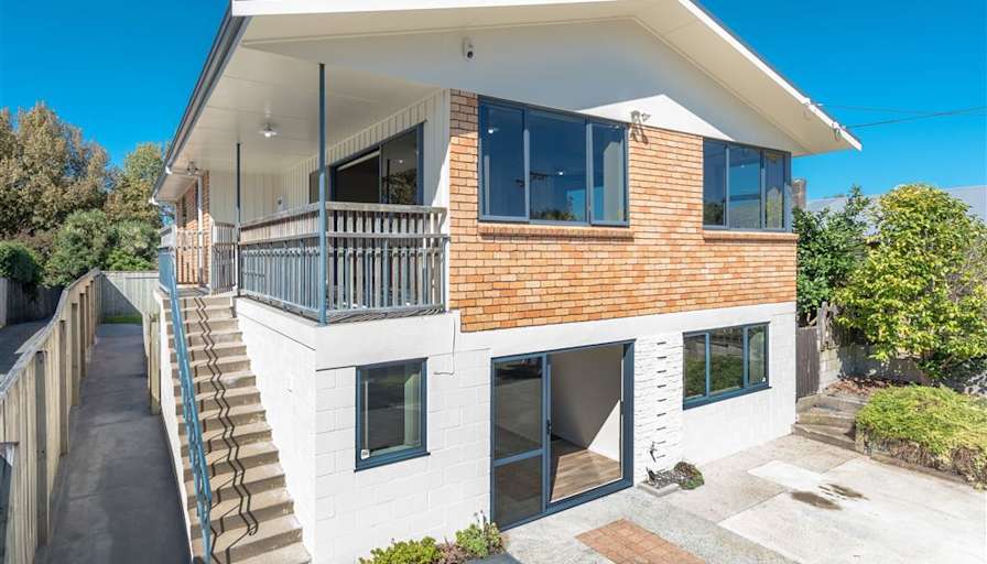 Unfurnished room in a house · Ranui Street, Dinsdale, Waikato 3204-1