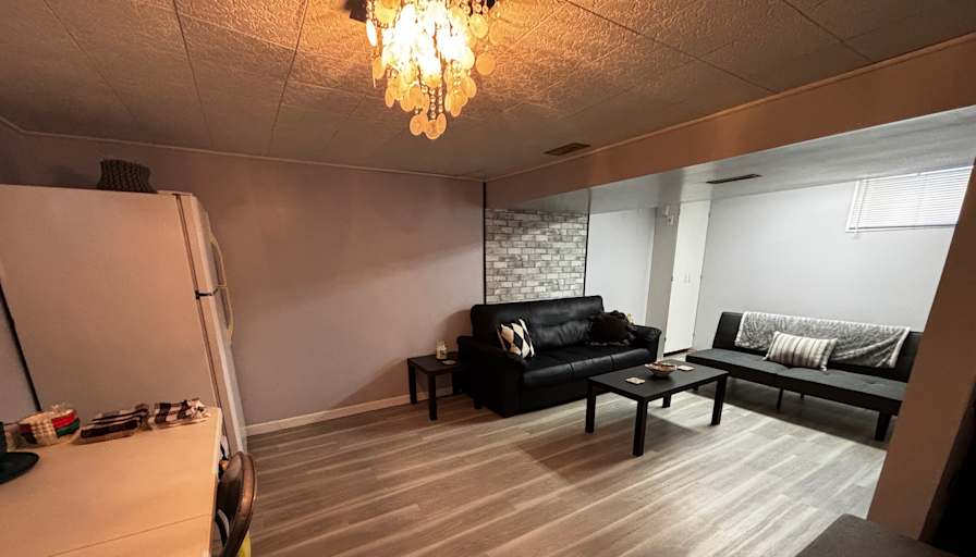 Renée's room