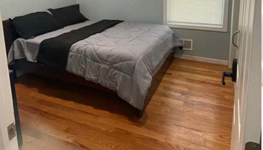 Tee's room