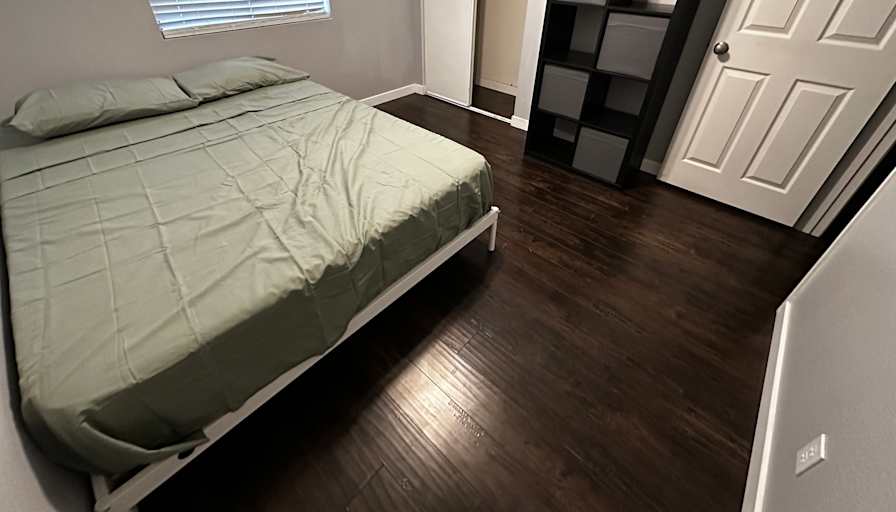 Sara's room