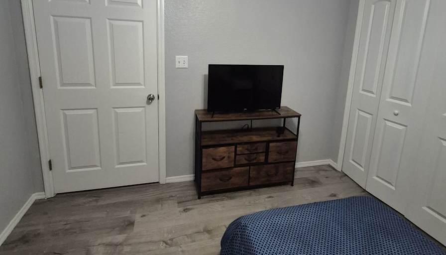 Carolina's room