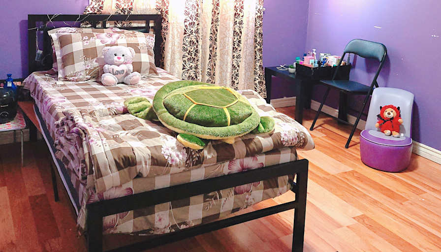 Priti's room