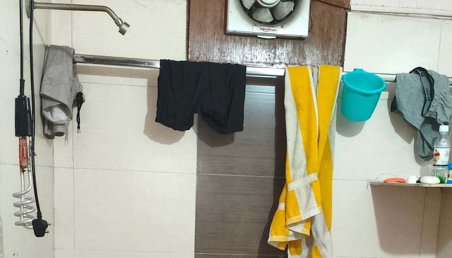 Lucky kumar's room