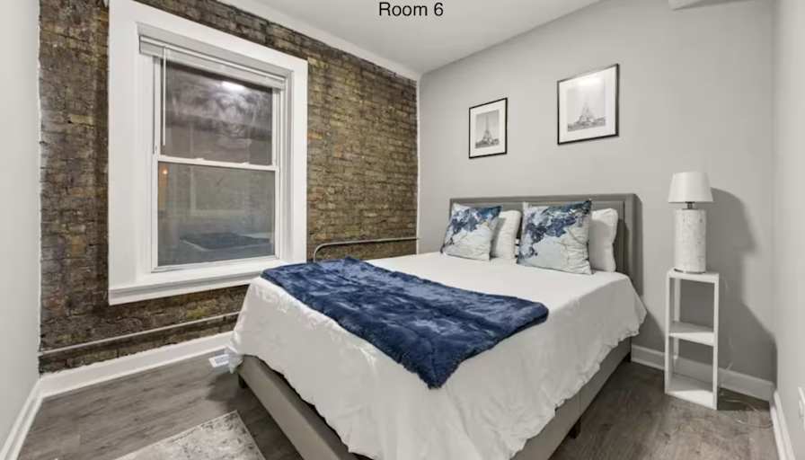 Sam's Company Holdings's room
