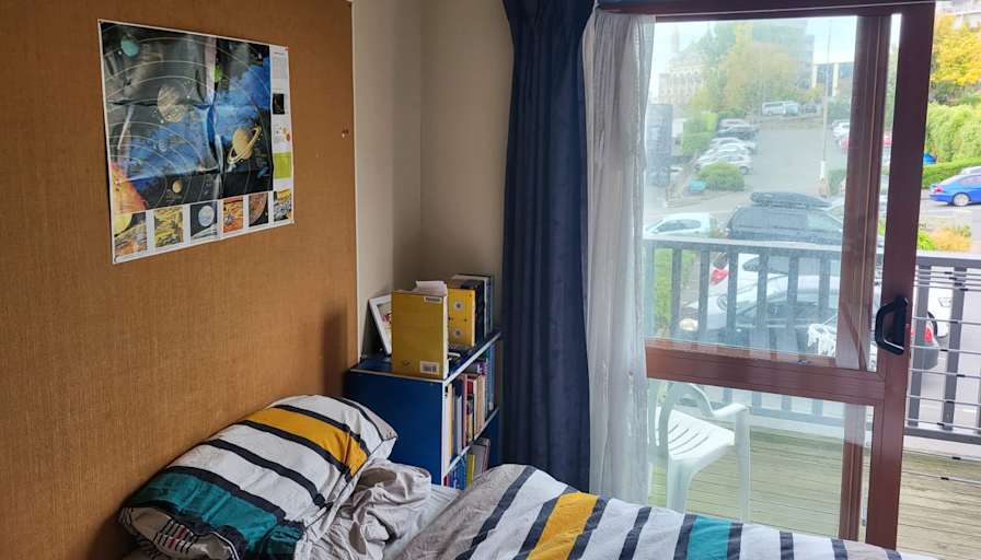Roshan's room