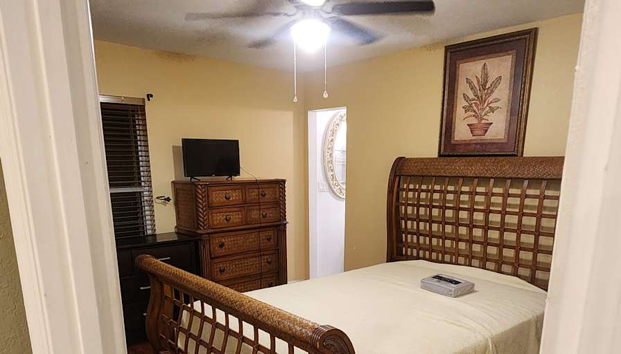 jacques's room