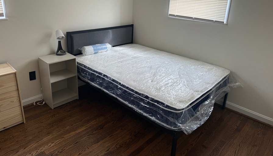 charles's room