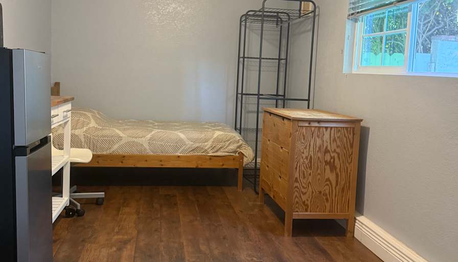 Amir's room