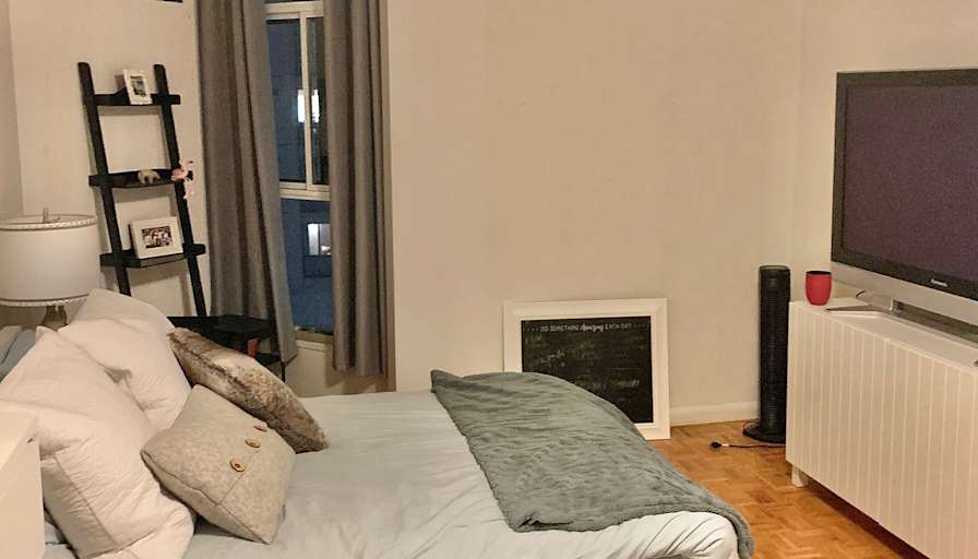 Latifa Arowona's room