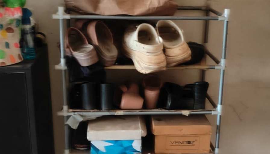 Samreet's room