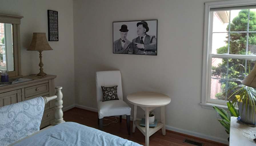 E's room