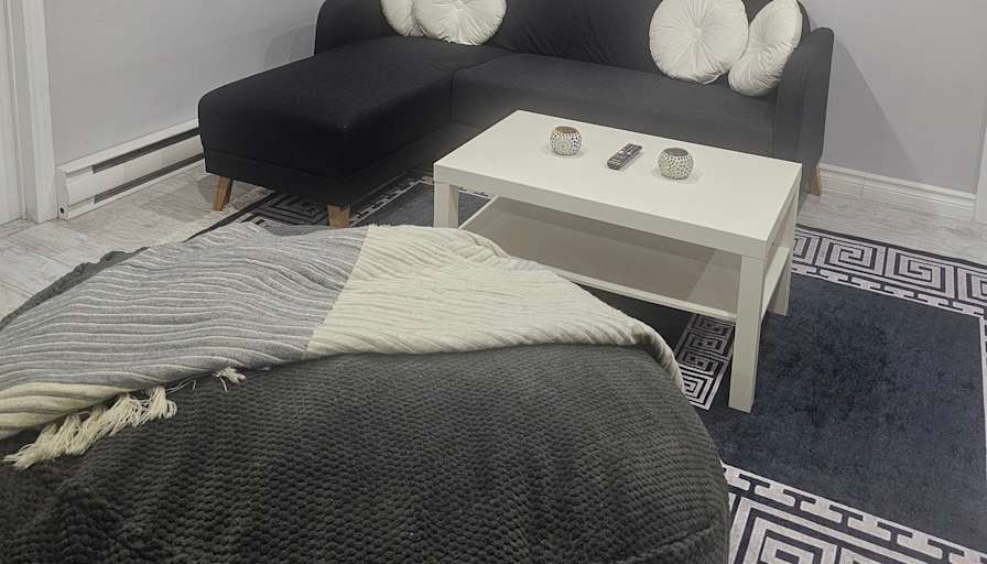 Niveen's room