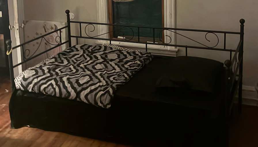 Rey's room