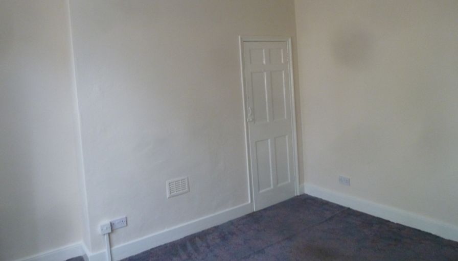 c f's room