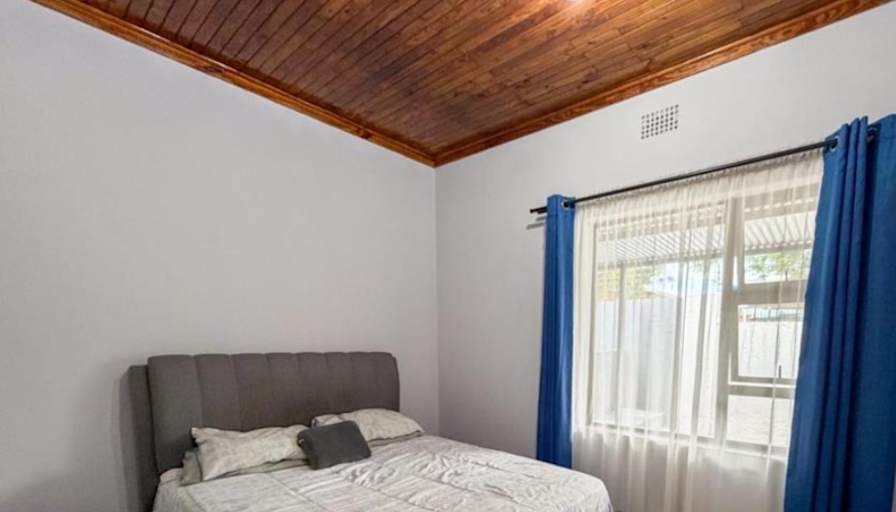 Lougan's room
