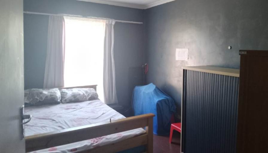 Zee's room
