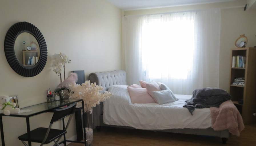 Shelley's room