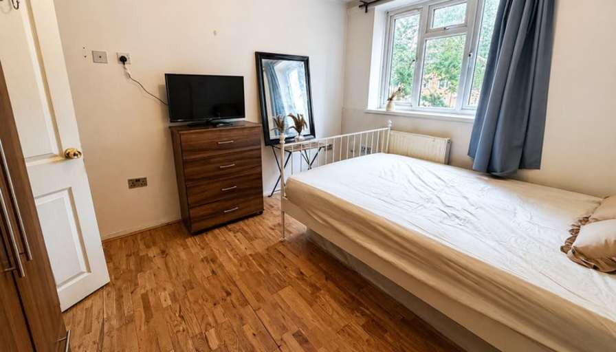 LDS Property Finder's room