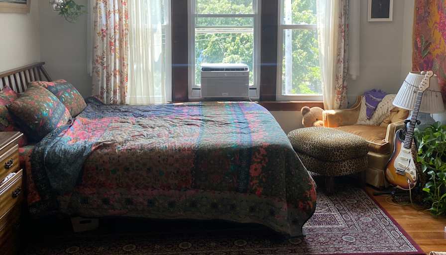 Estelle Cassanelli's room