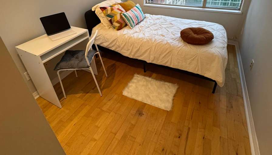Van House's room