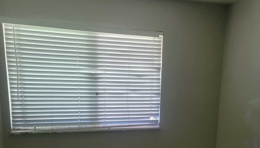 Roshelle Maldonado's room