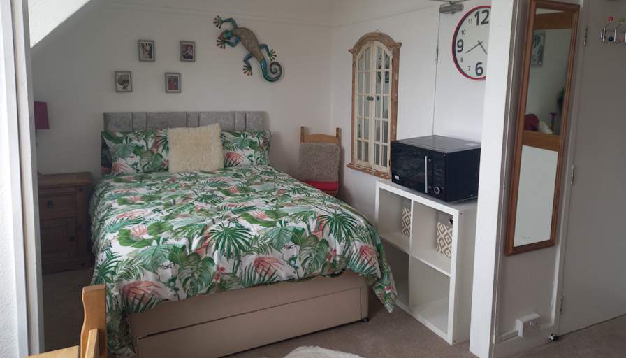 Sabrecore Holdings Ltd's room