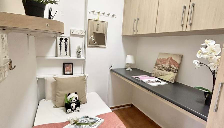 VVA EI's room