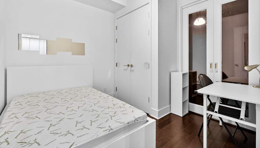 Thuy's room