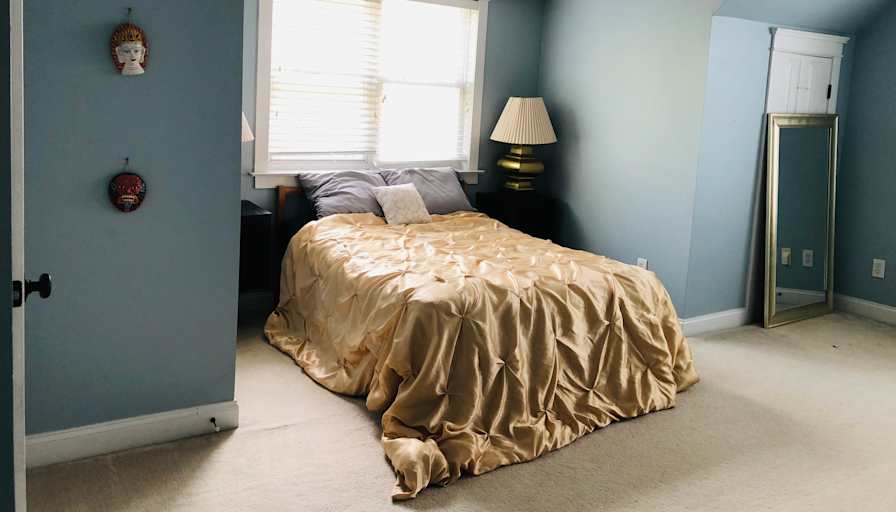Pat's room