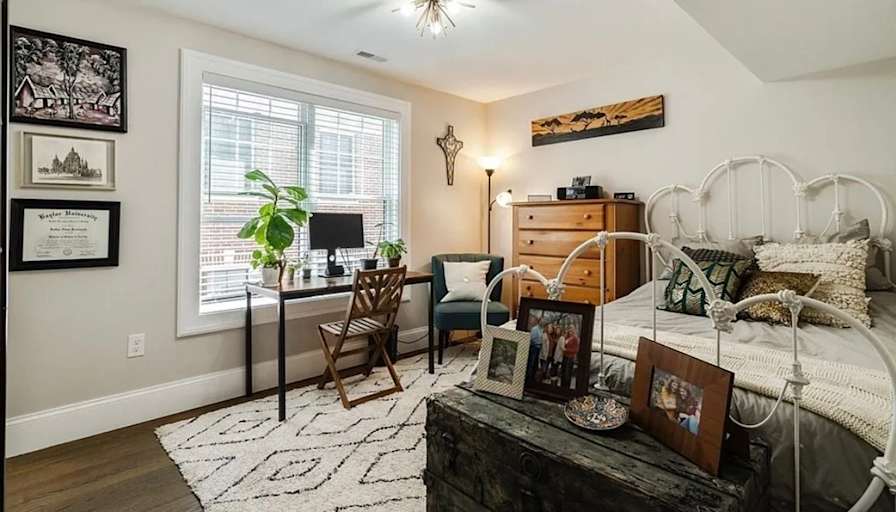 Marshall's room