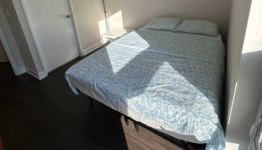 Gulden Bozbay's room