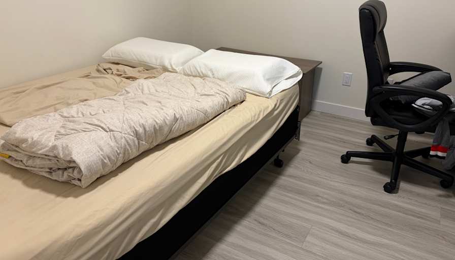 Jarod Lechadores's room